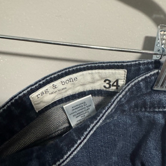 Rag & Bone- women’s Dre low- rise slim boyfriend dark blue jeans. Size 34 - Picture 5 of 7
